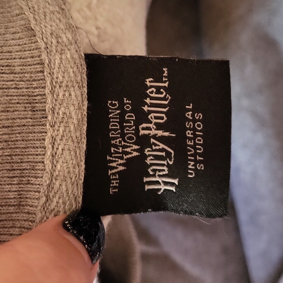 Harry Potter Sweater - Picture 4 of 6